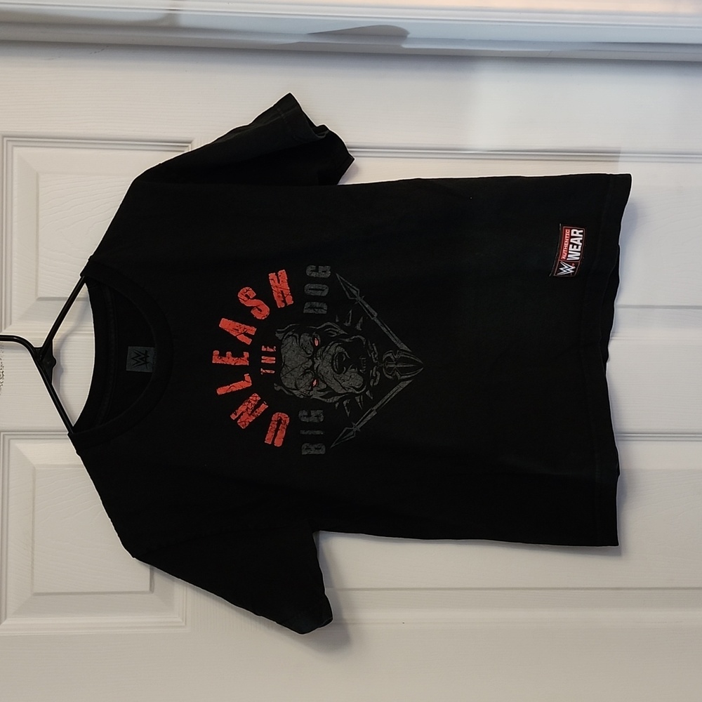 WWE Authentic Wear Roman Reigns Unleash The Big Dog T-Shirt Size Youth L.